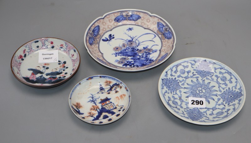Four Chinese porcelain dishes, largest diameter 19cm